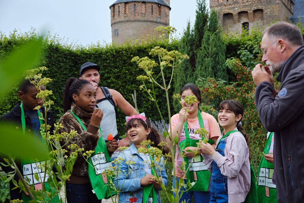 Fawaka-ZomerschoolMuiderslot-27juli-FG�TessaWiegerinckDSCF1838